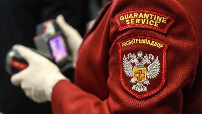 Попова заявила, что в школу нельзя идти даже при малейшем недомогании
