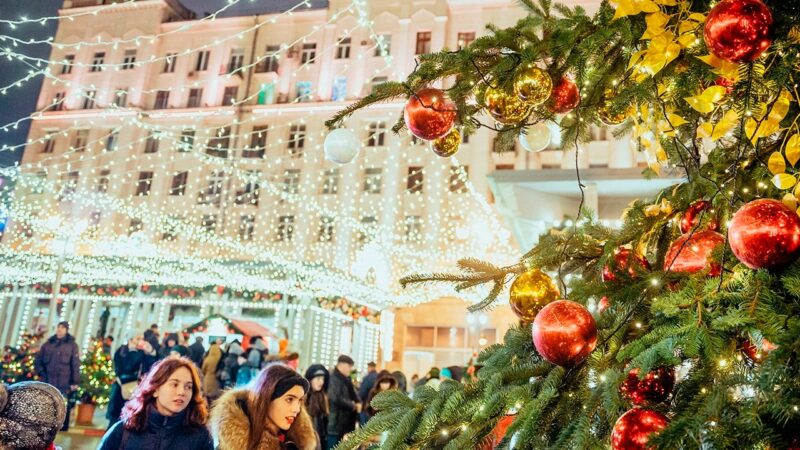 ВЦИОМ: 81% россиян проголосовали за новогодние праздники